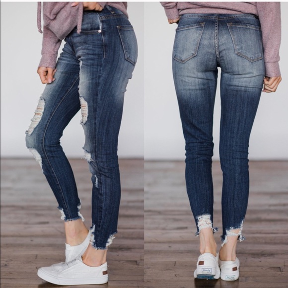 ❗️SALE❗️Distressed Denim Jeans 👖 - Picture 2 of 4